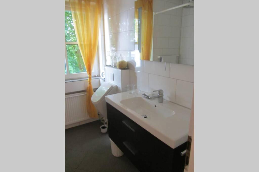 Grosse Wohnung 20 Km Von Koeln Bis Zu 17 Personen Rösrath Exteriér fotografie